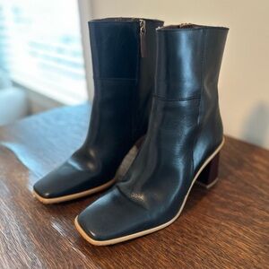 Alohas West Vintage black ankle boot